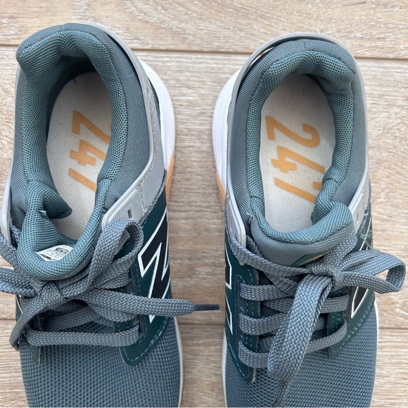 New Balance 247 Sneakers Tennis Shoes Big Boys 5.5 Olive Green Athletic Cushion - Picture 5 of 9